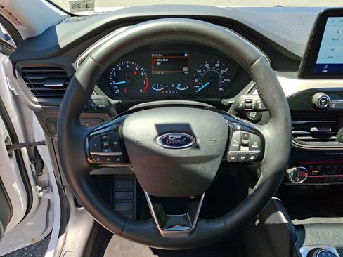 Certified 2022 Ford Escape SE w/ SE Sport Appearance Package FWD image 22