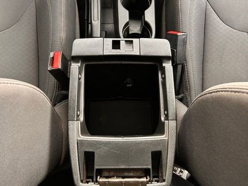 Used 2018 Jeep Wrangler Unlimited Sport S image 17