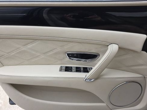 Used 2016 Bentley Flying Spur V8 AWD/4WD image 16