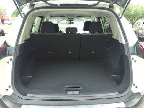 Used 2023 Nissan Rogue SV AWD/4WD image 24