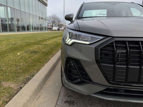 New 2025 Audi Q3 2.0T Premium image 37