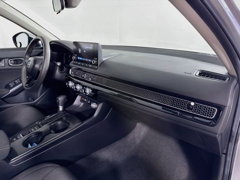 Used 2025 Honda Civic LX image 34