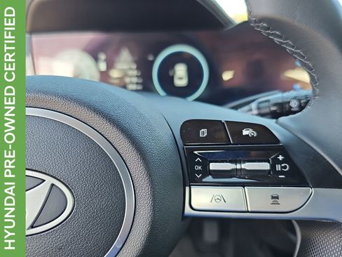 Certified 2025 Hyundai Elantra SEL w/ Cargo Package image 17