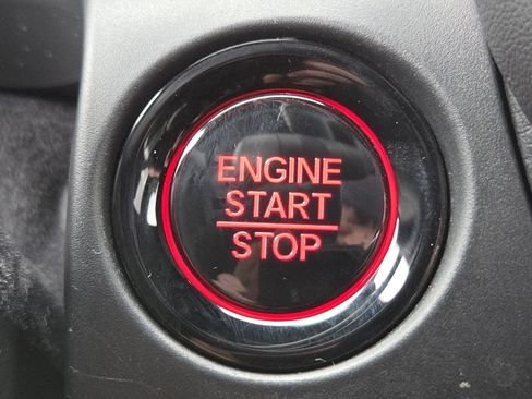 Certified 2024 Honda HR-V Sport image 32