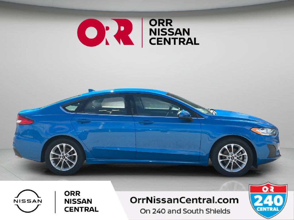 Used 2019 Ford Fusion SE FWD image 4