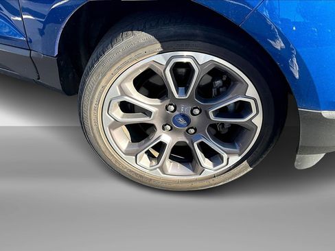 Used 2021 Ford EcoSport Titanium image 2