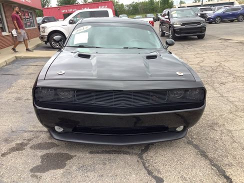 Used 2013 Dodge Challenger R/T Plus image 3