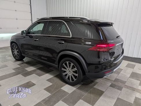 Used 2025 Mercedes-Benz GLE 350 4MATIC image 2