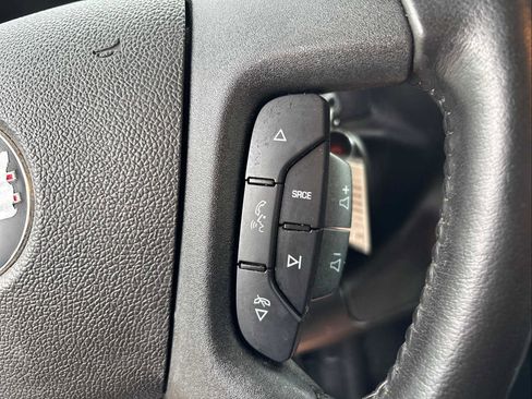 Used 2023 GMC Savana 2500 Extended w/ Driver Convenience Package RWD image 19