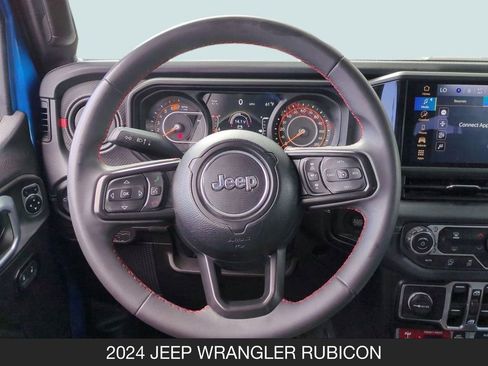 Used 2024 Jeep Wrangler Unlimited Rubicon AWD/4WD image 12