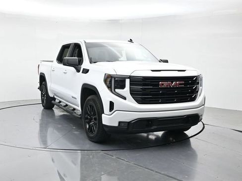 Used 2024 GMC Sierra 1500 Elevation AWD/4WD image 4