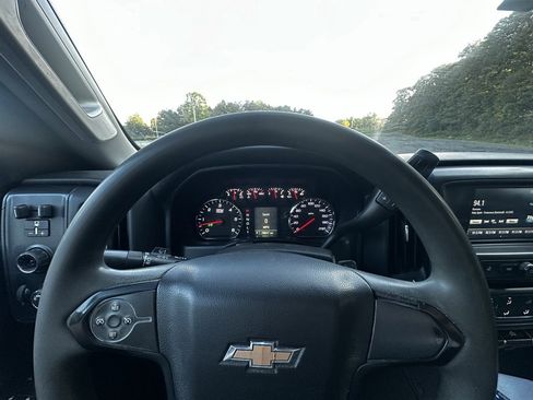 Used 2018 Chevrolet Silverado 3500 W/T image 13