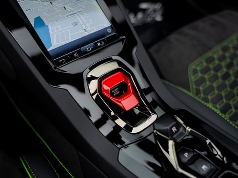 Used 2024 Lamborghini Huracan EVO AWD/4WD image 48