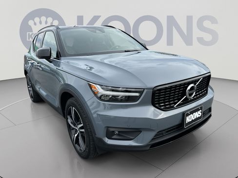 Used 2021 Volvo XC40 T5 R-Design AWD/4WD image 4