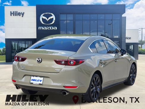 Certified 2024 MAZDA MAZDA3 s AWD/4WD image 4