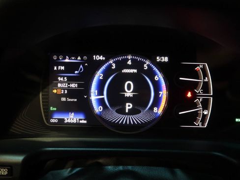 Used 2022 Lexus ES 350 Ultra Luxury w/ Accessory Package 2 FWD image 21