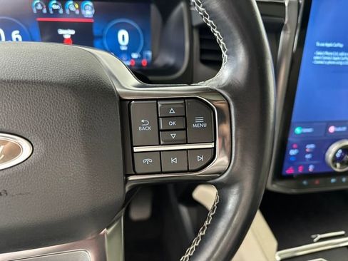 Used 2023 Ford Expedition Platinum image 16