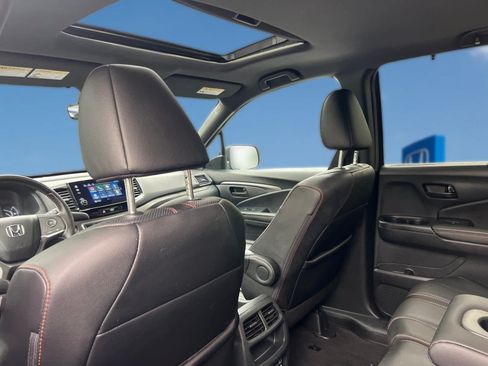 Used 2023 Honda Passport TrailSport image 30