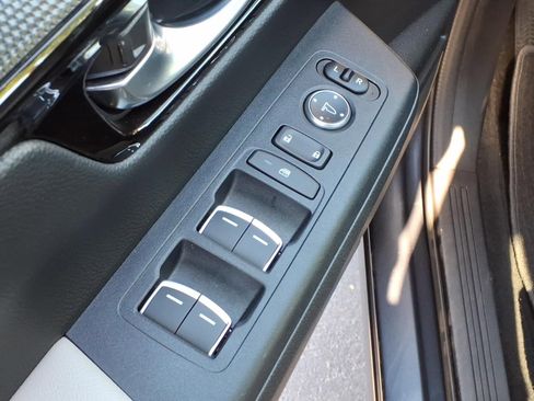 Used 2025 Honda CR-V EX-L image 22