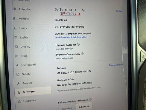 Used 2016 Tesla Model X Performance image 41