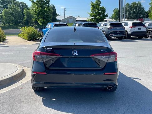 Used 2022 Honda Civic Sport image 6