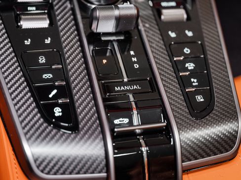 New 2026 Aston Martin Vanquish Convertible image 34