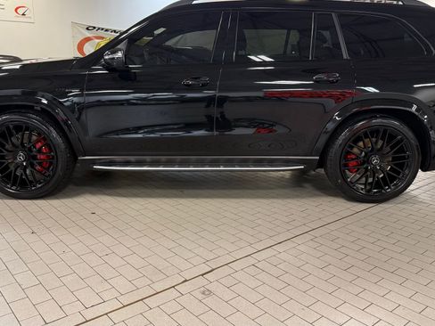 Used 2024 Mercedes-Benz GLS 63 AMG 4MATIC image 17