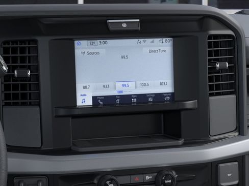 New 2026 Ford F350 4x4 Crew Cab DRW Super Duty image 14