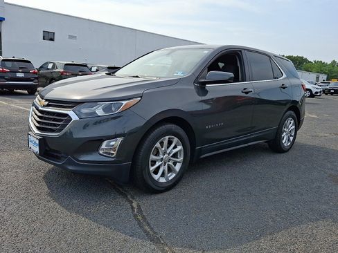 Certified 2018 Chevrolet Equinox LT FWD image 3