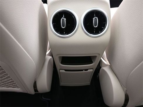 New 2026 Mercedes-Benz GLA 250 image 22