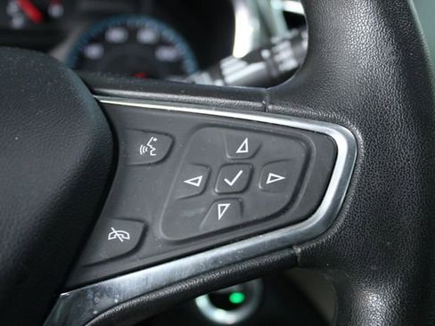 Used 2018 Chevrolet Equinox LT image 14