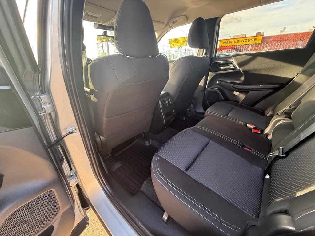 Used 2024 Mitsubishi Outlander ES FWD image 12