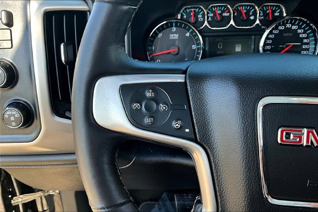 Used 2017 GMC Sierra 1500 SLT w/ SLT Premium Package AWD/4WD image 12