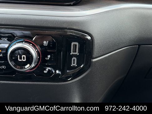 New 2026 GMC Sierra 1500 SLT AWD/4WD image 18
