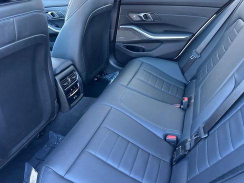 Used 2025 BMW 330i Sedan w/ M Sport Package image 4