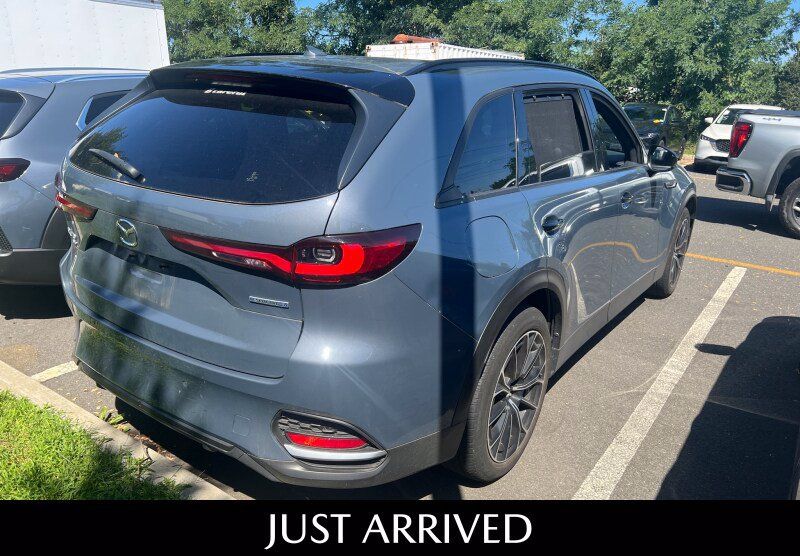 Certified 2025 MAZDA CX-70 Plug-In Hybrid w/ Premium Plus AWD/4WD image 13