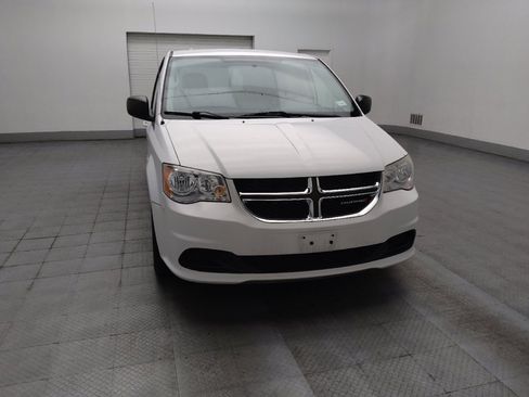 Used 2017 Dodge Grand Caravan SE w/ Power Window Group FWD image 14