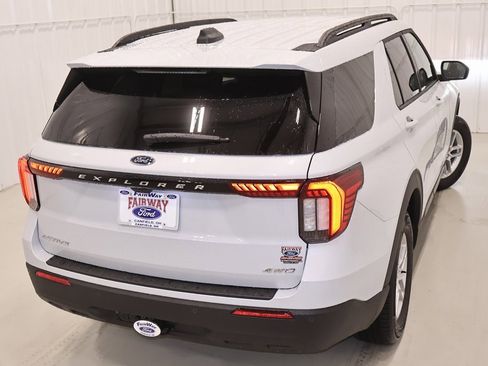 New 2026 Ford Explorer Active image 34