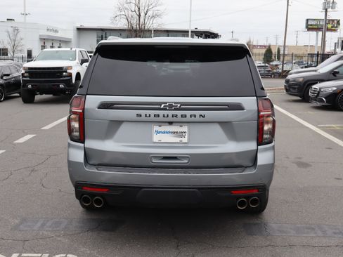 Used 2023 Chevrolet Suburban Z71 w/ Z71 Off-Road Package image 9