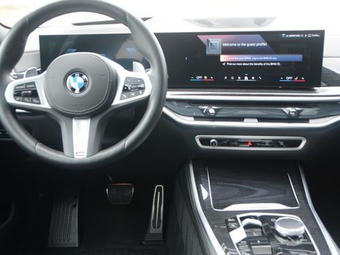 Used 2026 BMW X5 xDrive40i w/ M Sport Package AWD/4WD image 18