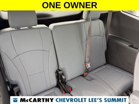 Used 2021 Buick Enclave Essence image 36