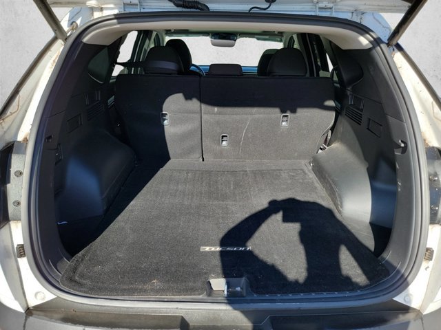 Used 2022 Hyundai Tucson SEL w/ Cargo Package AWD/4WD image 6