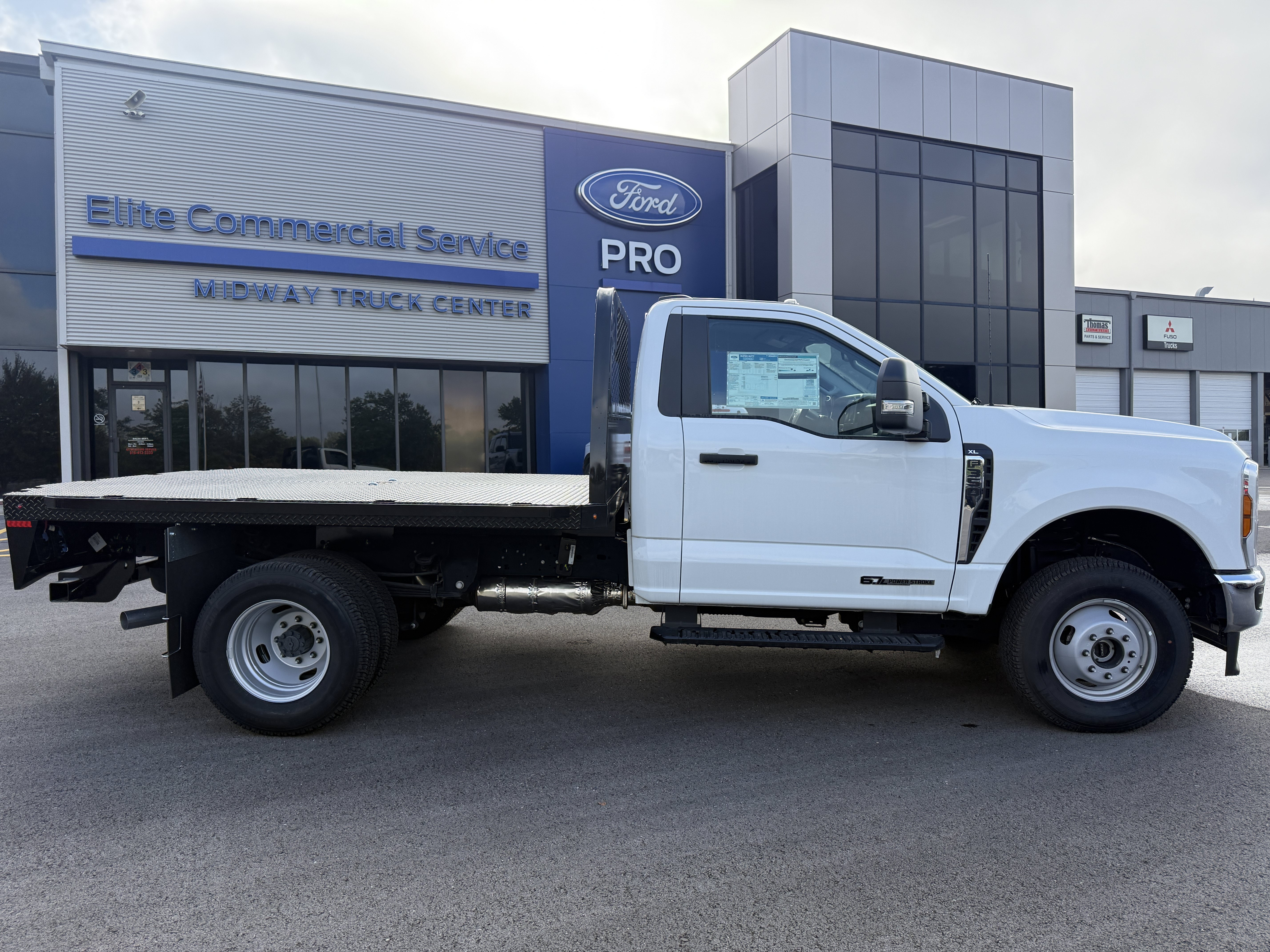 New 2025 Ford F350 XL w/ XL Chrome Package AWD/4WD image 11