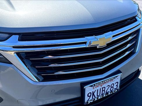 Used 2024 Chevrolet Equinox Premier AWD/4WD image 33