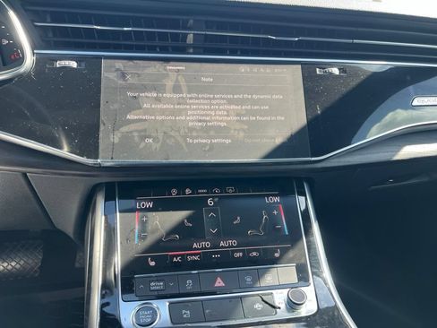 Used 2021 Audi Q8 Premium AWD/4WD image 14