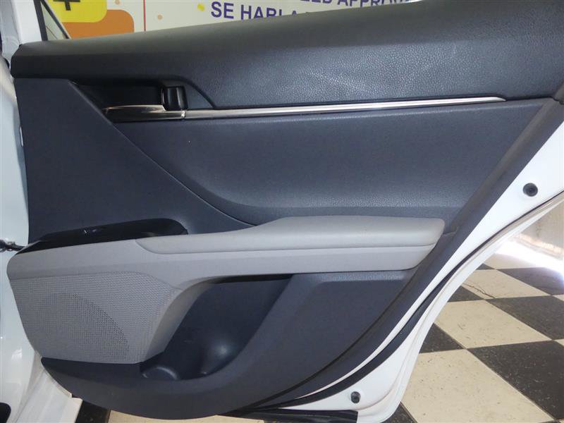 Used 2019 Toyota Camry LE FWD image 25