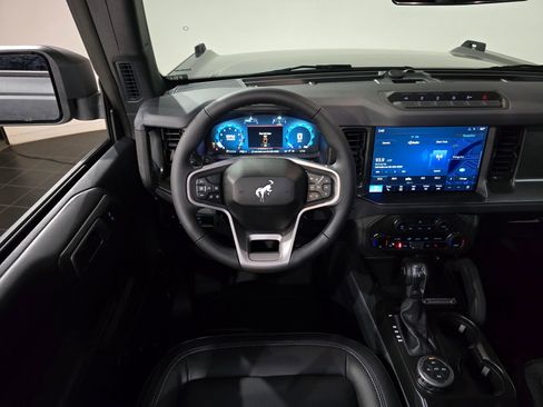 New 2025 Ford Bronco Badlands image 29