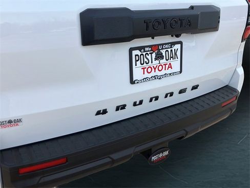 New 2026 Toyota 4Runner SR5 image 16