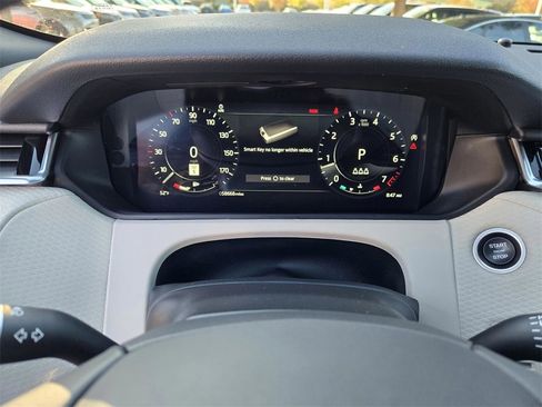 Used 2023 Land Rover Range Rover Velar R-Dynamic S image 25