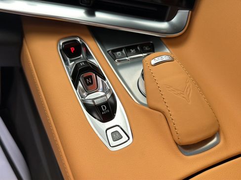 Used 2022 Chevrolet Corvette Stingray Preferred Cpe w/ Z51 Performance Package image 17